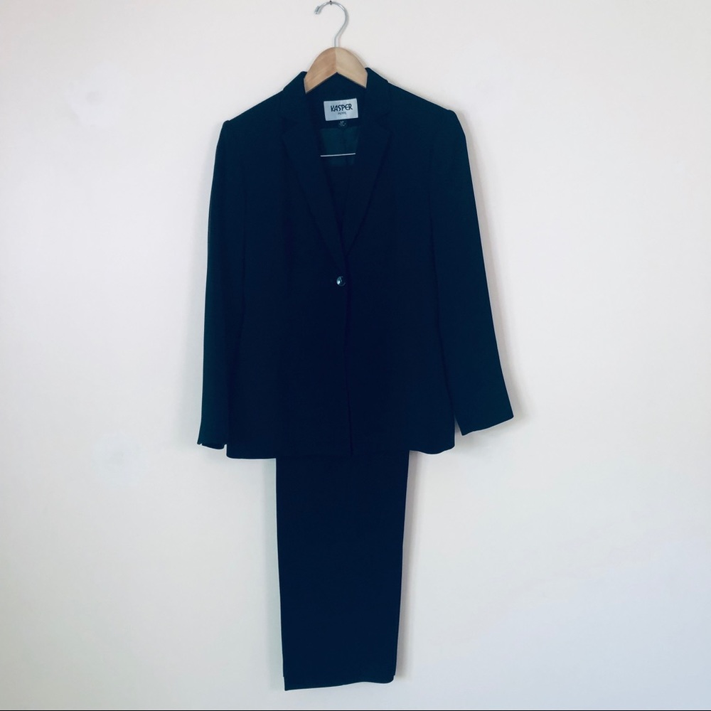 Black Kasper Business Suit. 6 Petite